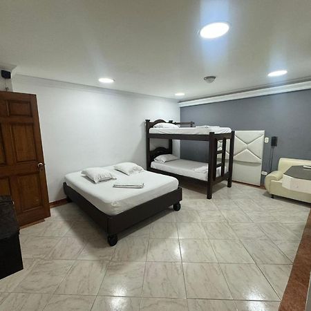 Hotel Plaza Real Sur Кали Экстерьер фото